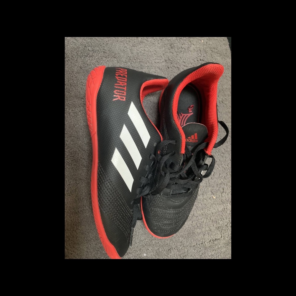 indoor soccer shoes